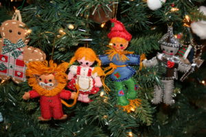 wizard of oz felt ornaments